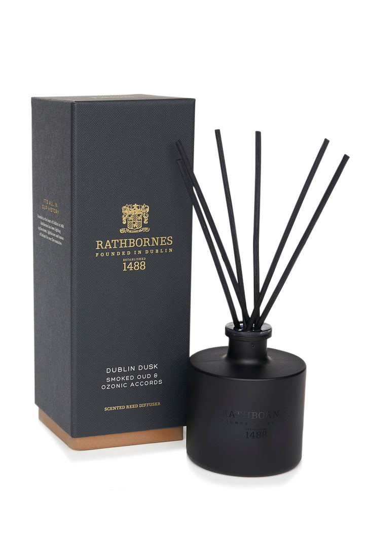 Dublin Dusk Scented Reed Diffuser (Smoked Oud & Ozonic Accords)