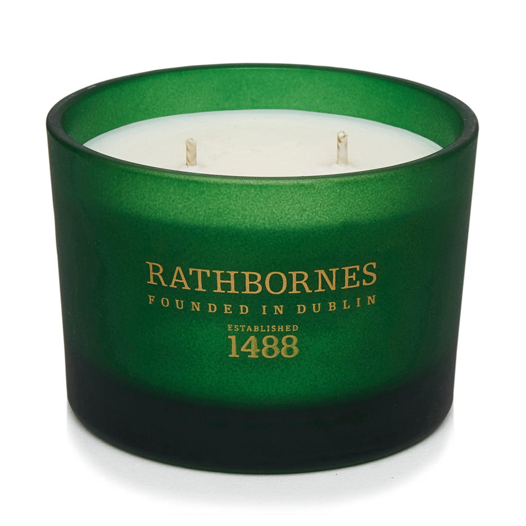 Dublin Retreat Scented Luxury Candle (Musk, Black Ebony & Amber)