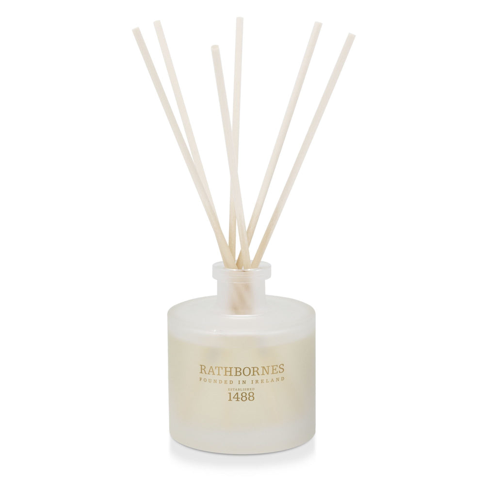 Rathbornes White Pepper, Honeysuckle & Vetivert 200ml scented reed diffuser with natural reeds
