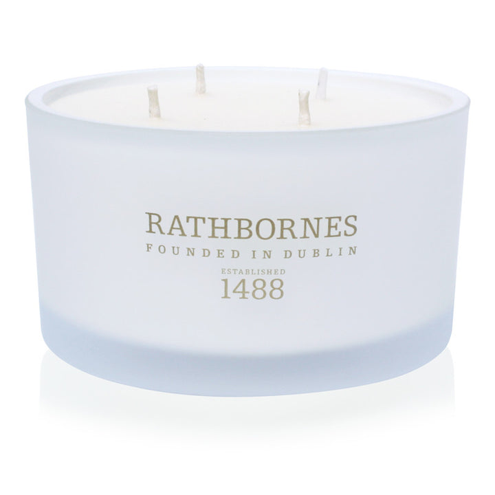 Cedar, Cloves & Amber Scented Luxury Candle