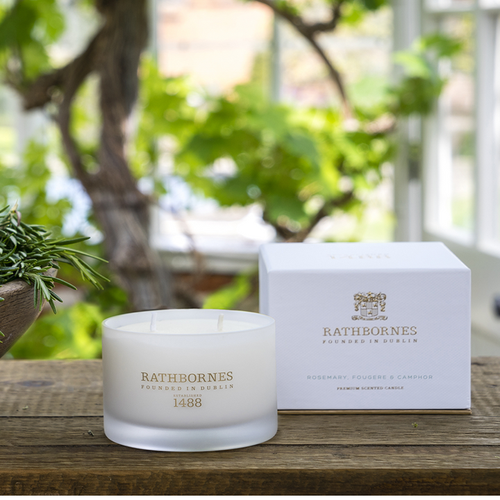 Rosemary, Fougere & Camphor Scented Classic Candle